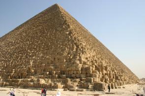 egyptian pyramid building