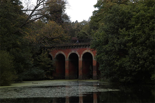 Bridge Hampstead Heath. Author Justin C. Licensed under Creative Commons Attribution ShareAlike 2.0.