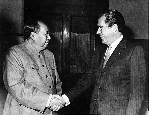 President Nixon meets with China's Communist Party Leader, Mao Tse-Tung, 02/29/1972