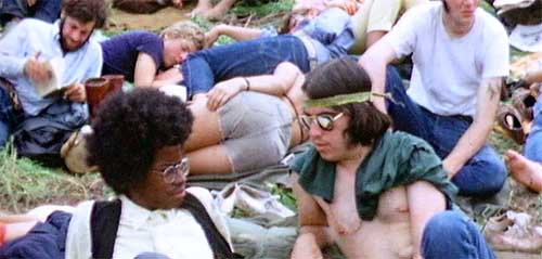 Two hippies at the Woodstock Festival. 1969.