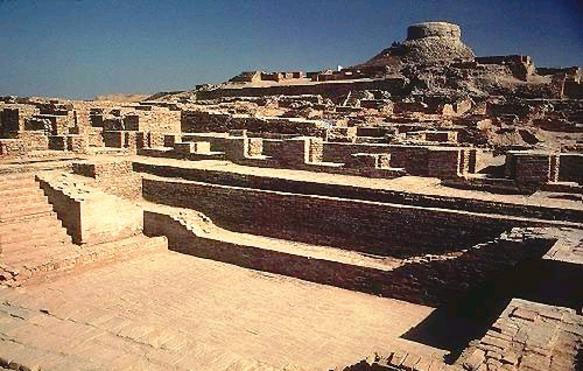 Excavated ruins of Mohenjo-daro, with the Great Bath in the front.
