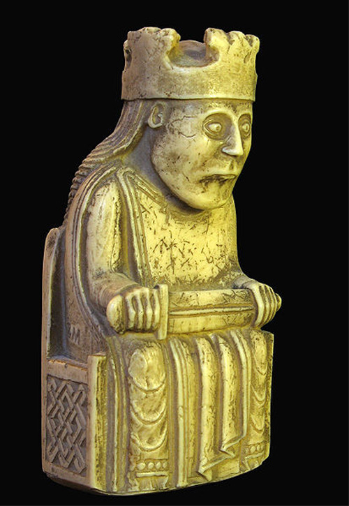 Isle of Lewis Chessman. Author and Copyright: Andrew Dunn. Creative Commons.