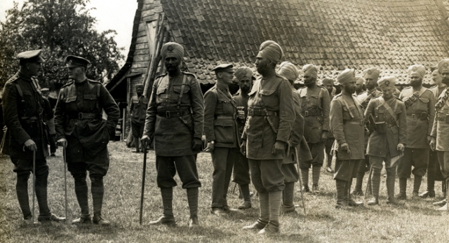 A company of 15th Sikhs at Le Sart, France 1915