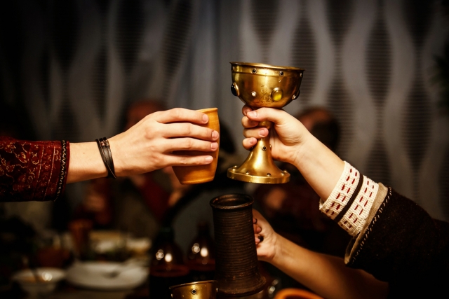 Medieval Feast. Shutterstock: Image ID:510106639 - Copyright: Piotr Piatrouski