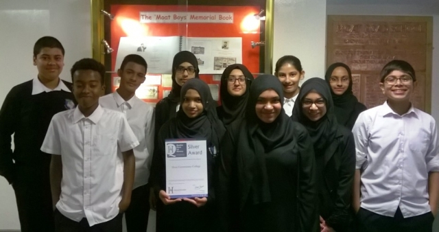 Moat Community College students with Quality Mark certificate