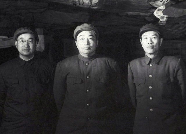 Three commanders of PVA during the Korean War. From left to right: Chen Geng (1952), Peng Dehuai (1950–1952) and Deng Hua (1952–1953). People's Republic of China Ministry of Culture. Public Domain.