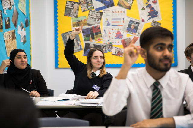 What can ambitious curriculum thinking look like in the classroom?