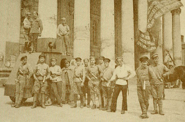 Photograph from Through the Russian Revolution (1921) by Albert Rhys Williams (Wikimedia Commons)