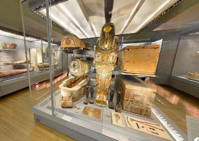 Egyptian mummy at the Fitzwilliam Museum, Cambridge