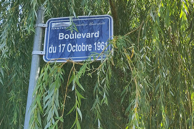 Boulevard du 17 Octobre 1961, by Silanoc (CC BY-SA 4.0)
